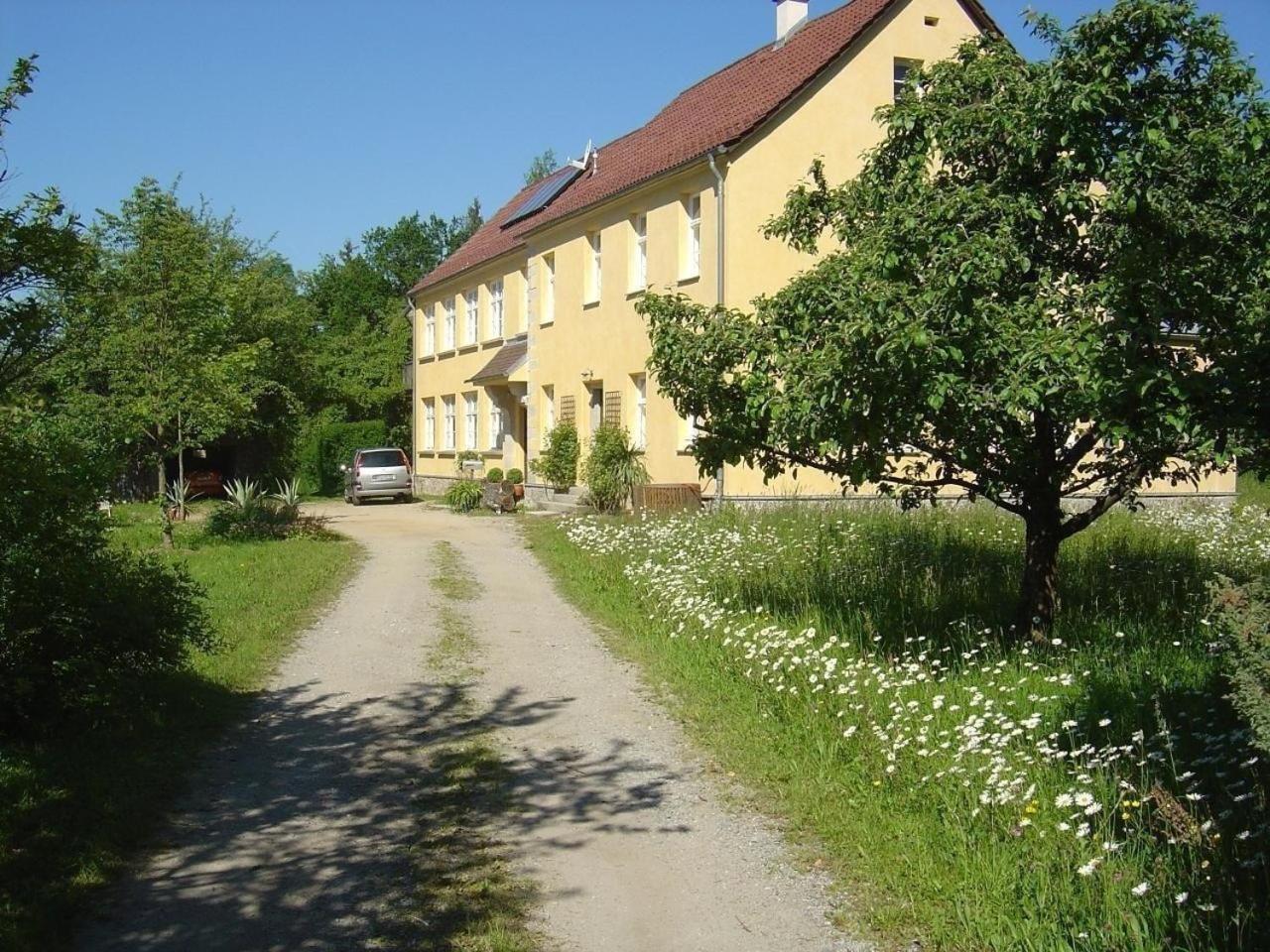 Ferienwohnung Altes Schulhaus In Leithen - Bernried Exterior foto